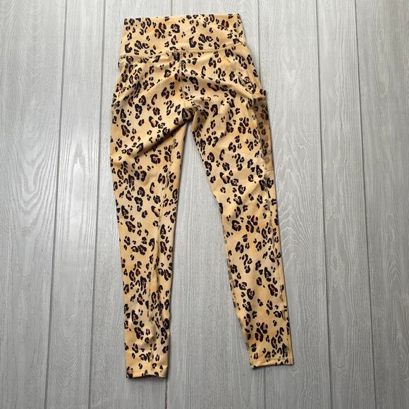 Fabletics Powerhold Women's Leopard On The Go Leggings Size Small NEW - Picture 3 of 13
